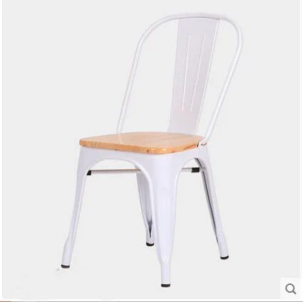 Белый стул с дубовым деревянное сиденье