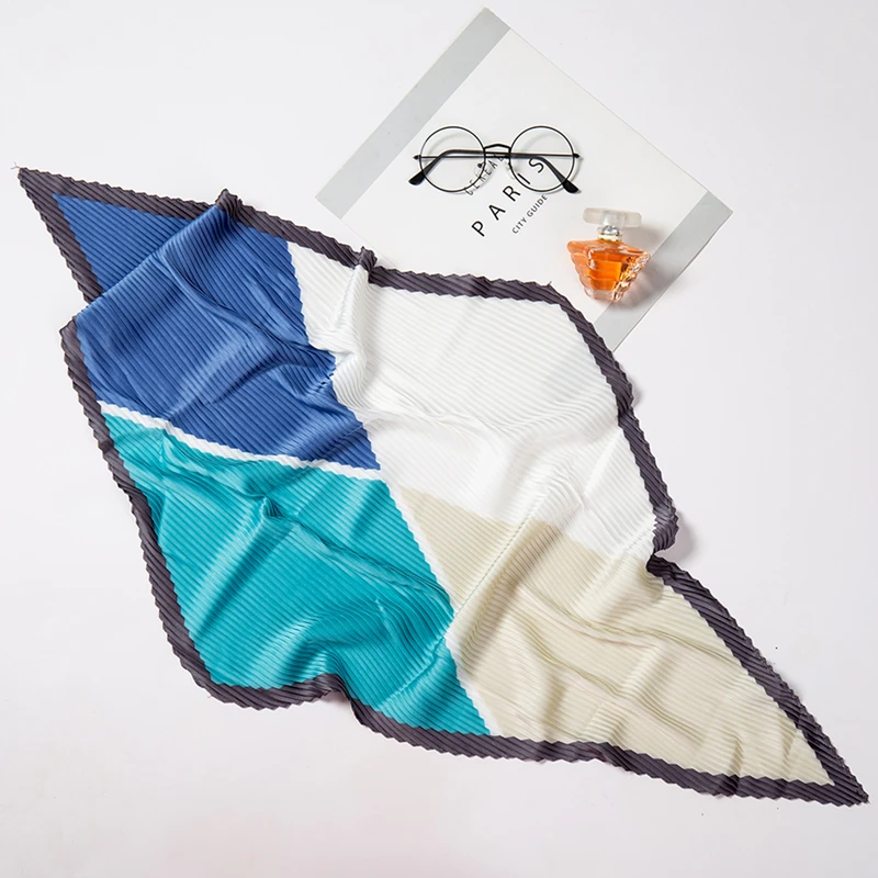 2019 Designer Silk Crinkle Scarf Square Pleated Print Neck Scarfs for Ladies Foulard Hair Band Stain Fold Neckerchief