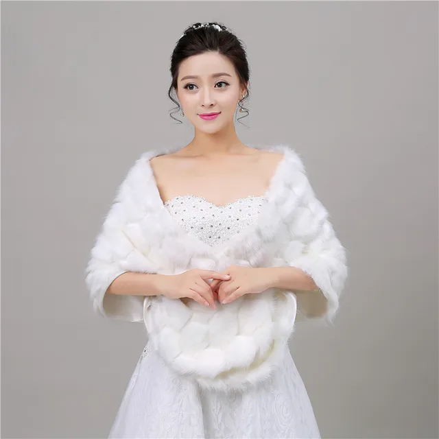 Best Product 2018 New Arrived Faux Fur Wedding Wrap Bolero Jackets Bridal Coat Cape Cloak Shawls Scarves Stock Shoulder is 42cm