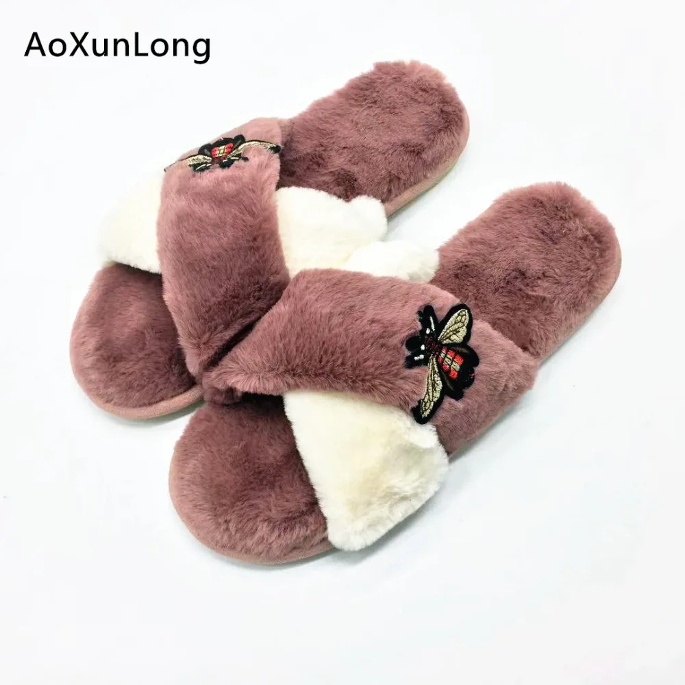 

Women Winter Furry Slippers Indoor Warm Home Slippers Women Rabbit Hair Bee Fashion Slippers Pink Grey Non-slip Flat Shoes 35-40