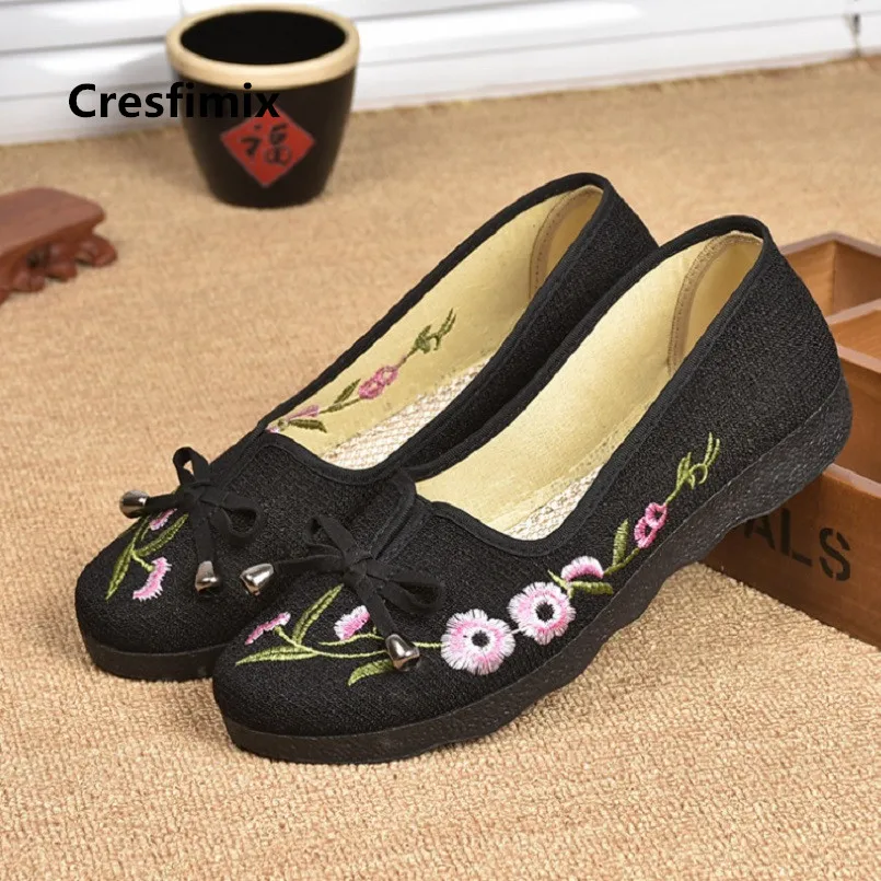 

Cresfimix women classic comfortable slip on dance flat shoes lady fashion sweet casual work shoes chaussures plates femmes a3567