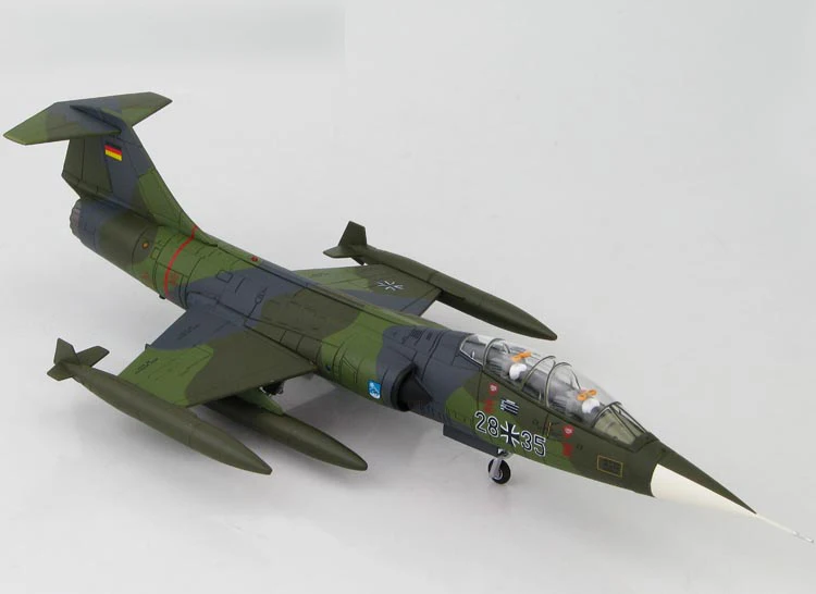 

HM 1:72 HA1032 TF-104G Starfighter Luftwaffe Static Simulation Model