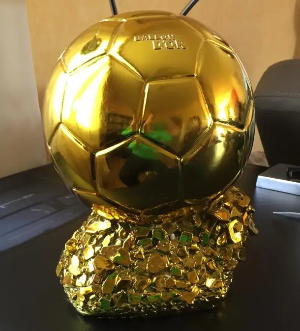 

Ballon d'Or 2014 Football World Player of the Year Trophy Resin Golden Ball 19cm Factory Delivery