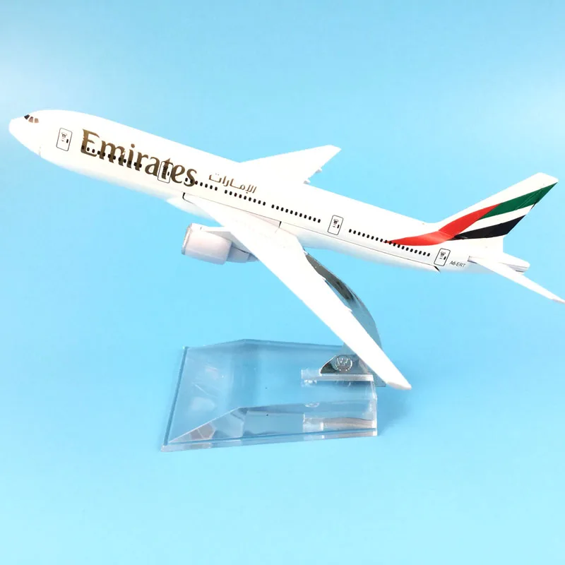 16 см сплав металла Air Emirates Airlines модель самолета Boeing 777 Airways модель самолета Стенд в качестве подарка - Цвет: Photo Color