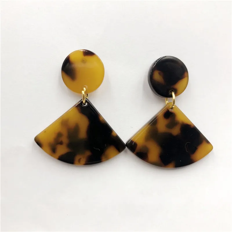 2019 New Fashion Leopard Grain Multi-Color Big fan-shap Acrylic Earrings Special Design Semicircle Resin Earring | Украшения и