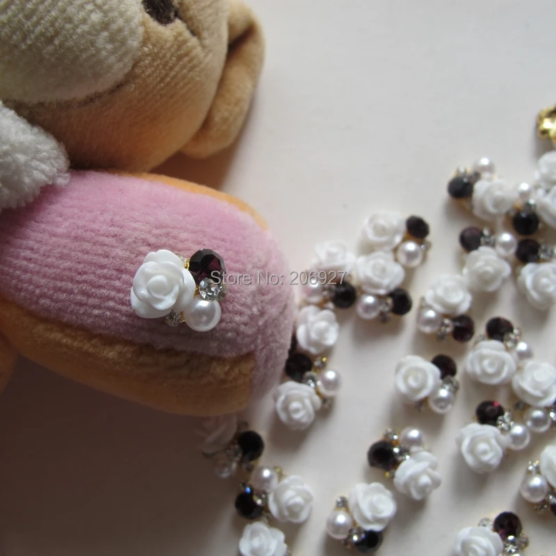 

MD-350 10pcs Fancy Rhinestone White Flower Gold Deco Metal Charms Metal Deco Charms Nail Art