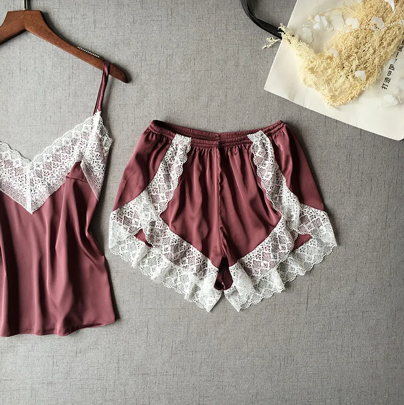 8865450374_1929359744