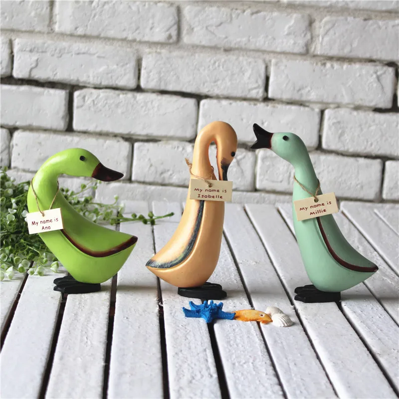 

European Wooden Design Duck Model Ornaments Handwork Wooden Duck Figurines Miniatures Table Crafts Home Decor Christmas Gifts