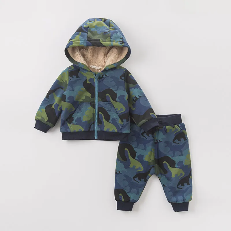 DB6195_0000_6Y3A9840