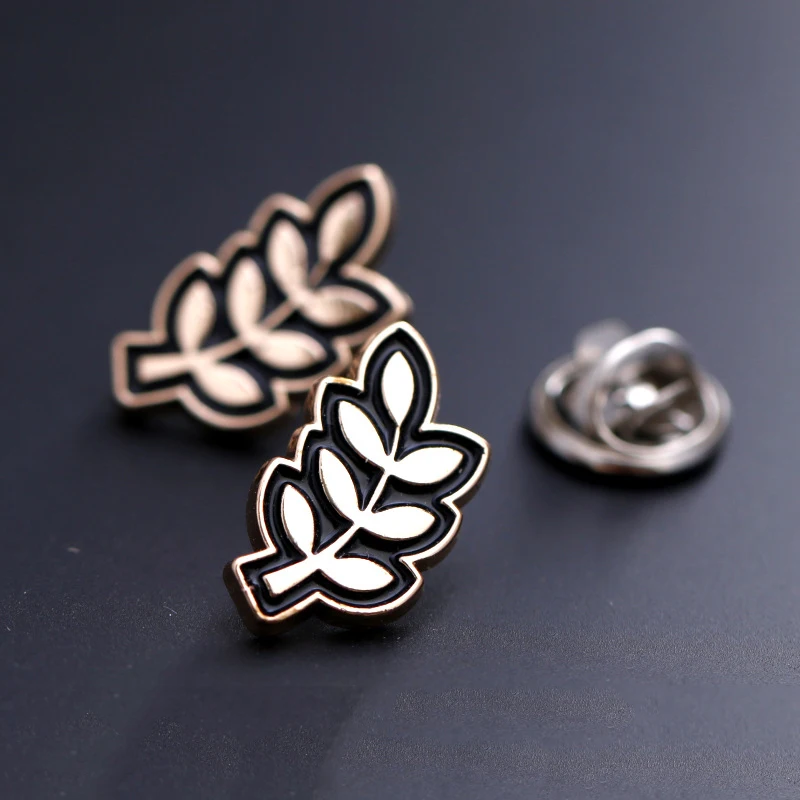 

Casual Leaf Brooches for Men Wedding Marriage Coat Brooch Pins Lapel Pins Neckwear Collar Pins Jewelry