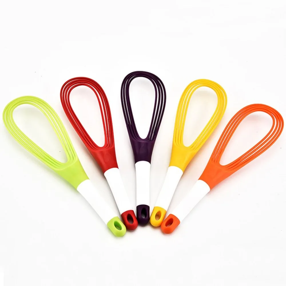 Multifunctional plastic manual egg beater Whisk color random daily