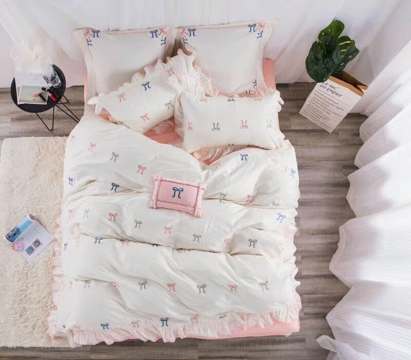 

White Pink Korean Princess style Egyptian Cotton Embroidery Bedding set Queen King size Bed sheet Duvet cover set Christmas Gift