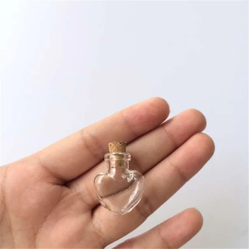 الحب قلوب شكل البسيطة لطيف زجاج زجاجات المعلقات Diy الصغيرة زجاجات مع الفلين شفاف واضح الجرار هدية قارورة 100 قطع الجملة