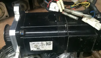 

USED 100% TESTED AC SERVO MOTOR SGMAV-04ANA-YR11