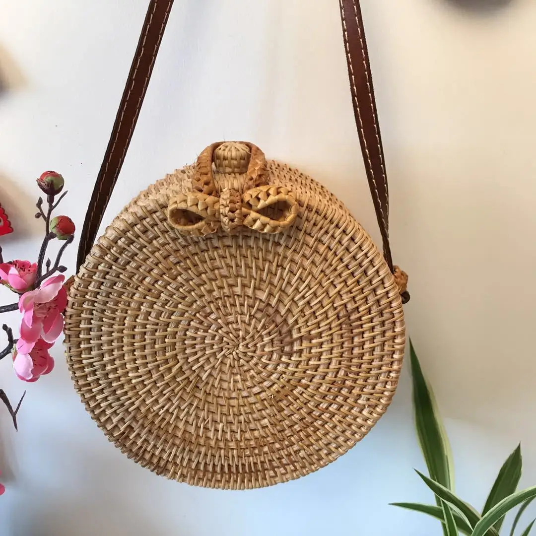 

Handmake Woven Bag Round Rattan Straw Bags Bohemia Style Beach Circle Bag INS Popular Style