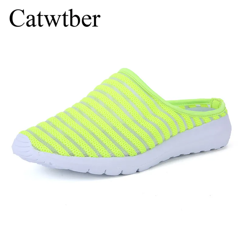 UC2B3644