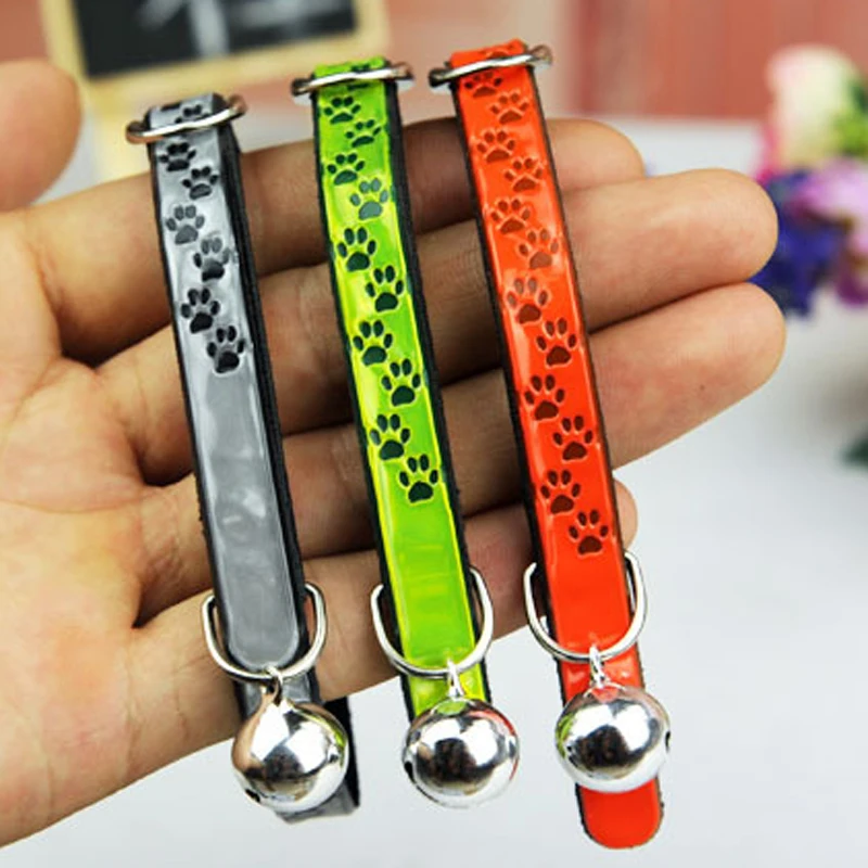 

Paw Print Reflective Dog Cat Traction Rope Haulage Rope Necklace Pet Leash Retractable cats Collar Leash Chain Collars With Bell