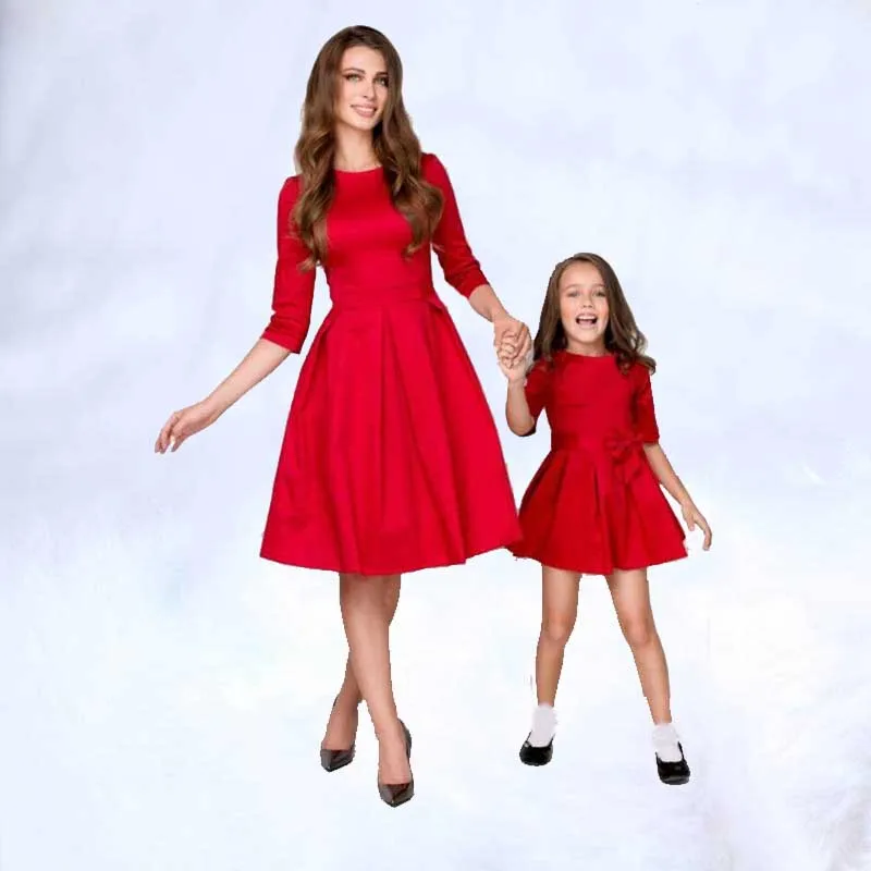 

Summer dress 2019 Family Elegant Party Clothes Mother and Daughter Matching Dress Family Clothing Outfits Mommy and Me Dresses