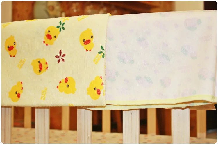50*40 см для новорожденных Пеленальный Коврик писсуар площадку для детской кровати Водонепроницаемый хлопок Полотенца Ткань пеленки Подставки изменение коврики для кроватки