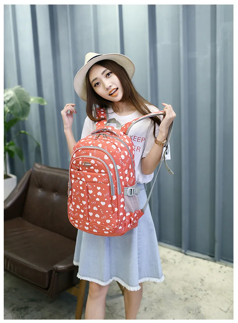 3046838510_1301797618