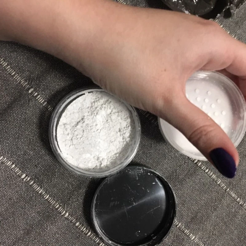 

Face Concealer Oil-control Whitening Natural Setting Transparent Loose Powder Contouring Make Up Matte Foundation