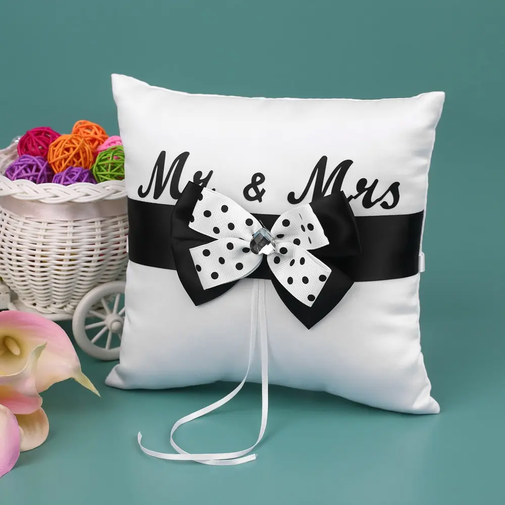 

Wedding Decoration Satin Bowknot Wedding Ring Bearer Cushion Rhinestone Pillow Wedding Ceremony Party Supplies