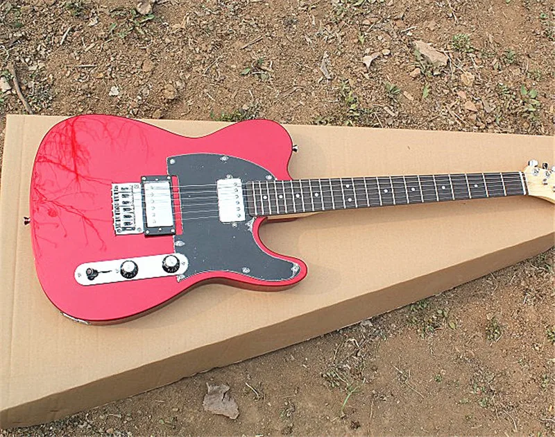 

Factory Red Electric Guitar with 2 Humbucking Pickups,Black Pickguard,Rosewood Fretboard,Chrome Hardwares,offering customization