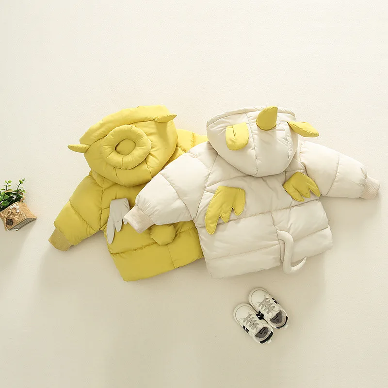 

2019 New Kids Winter Coat Cute Contracted Simple Kids Snowsuits Winter Cartoon with Flying Wings Specific suit