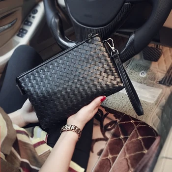 

Tidog Korean men's fashion handbag hand woven IPAD clutch bag