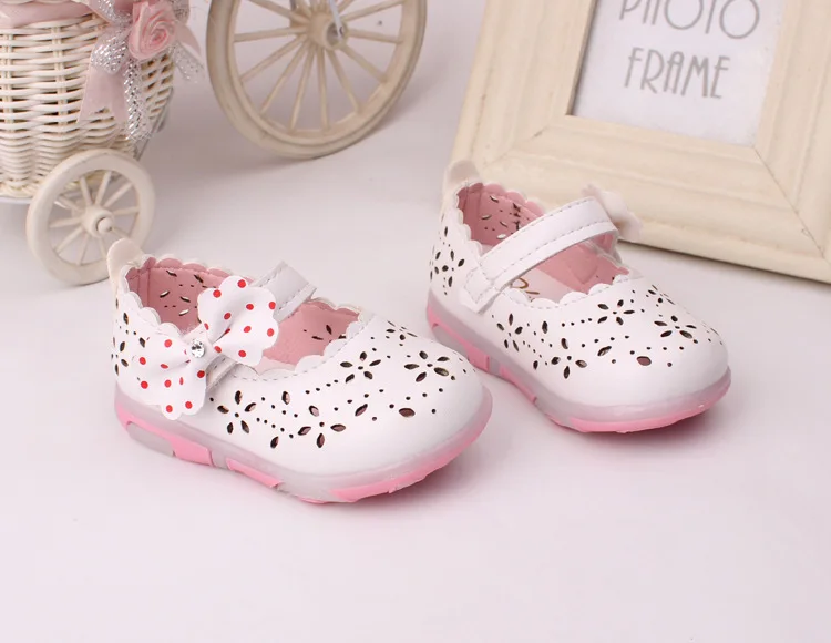 Лето г. для первых шагов обувь свет новорожденного обувь для девочек бант резиновой подошвой детская обувь 1-5 лет