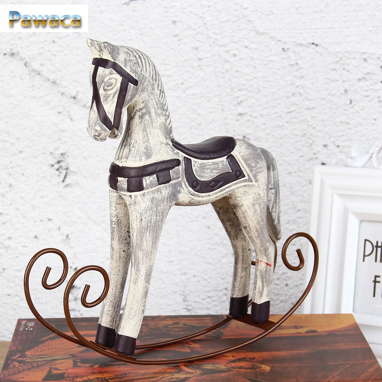 

Modern Europe Style Trojan Horse Statue Wedding Decor Wood Horse Retro Home Decoration Accessories Rocking Horse Ornament Gifts