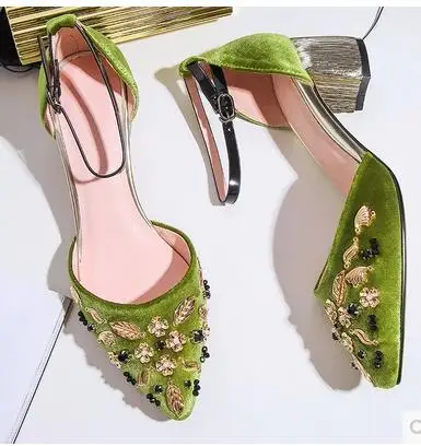

2017 Hot Selling Women Super Sexy Green Pointed Toe Summer Sandals Flower Decoration Buckle Square Heels Shoes