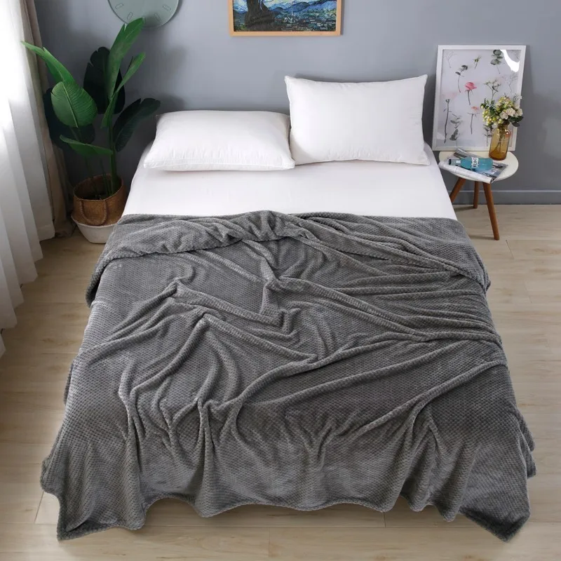 

Super Soft Flannel Blanket Solid Color Home Sofa Bed Sleeping Blanket Outdoor Travel Aircraft Train Car Cover Blanket