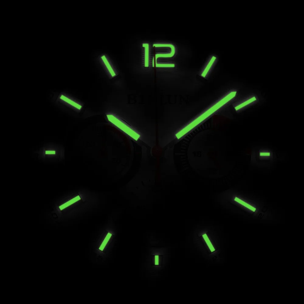 циферблат часов светящийся. неоновые часы. светящиеся настенные часы. часы с люминесцентным циферблатом. часы со светящимся циферблатом.