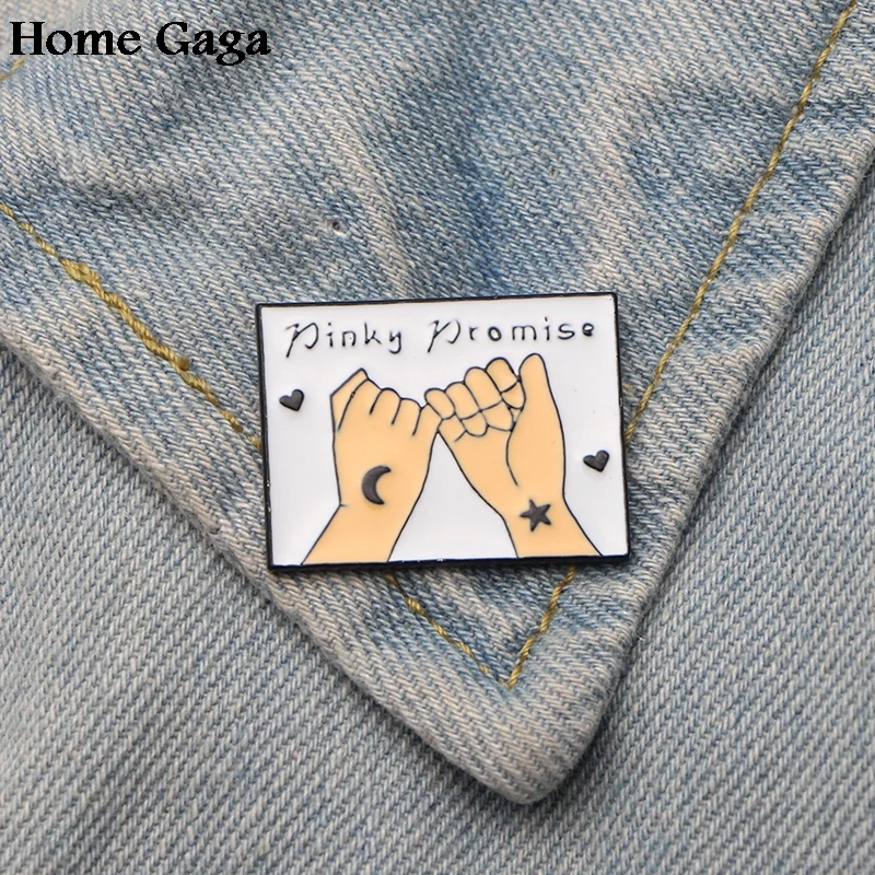 

Homegaga Pinky promise hands letters Zinc alloy tie pins badges para shirt bag clothes cap backpack brooches badges medals D1841