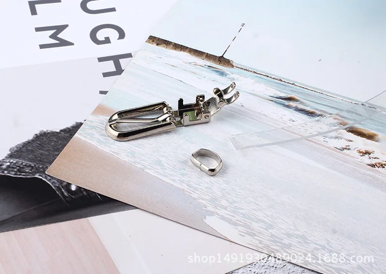 8733918049_1893427014