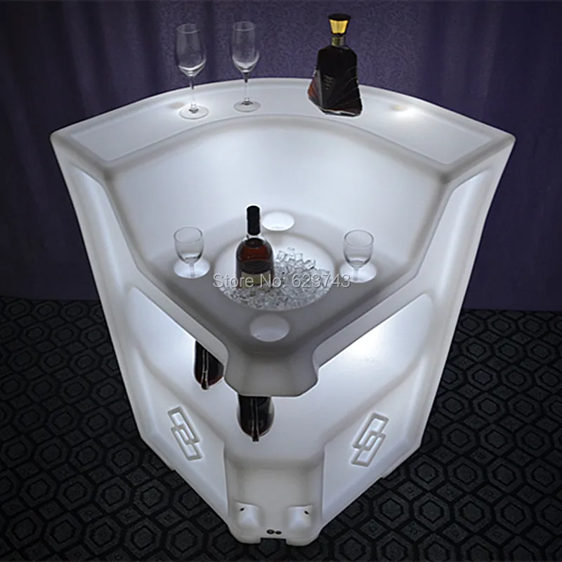 7 Color Chaning Rechargeable Remote control PE LED illuminated coffee cocktail bar tables counter of BAR Lumineux KRUG CORNER