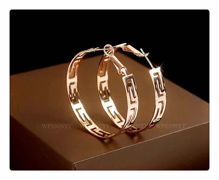 红苹果镂空圈耳环 1