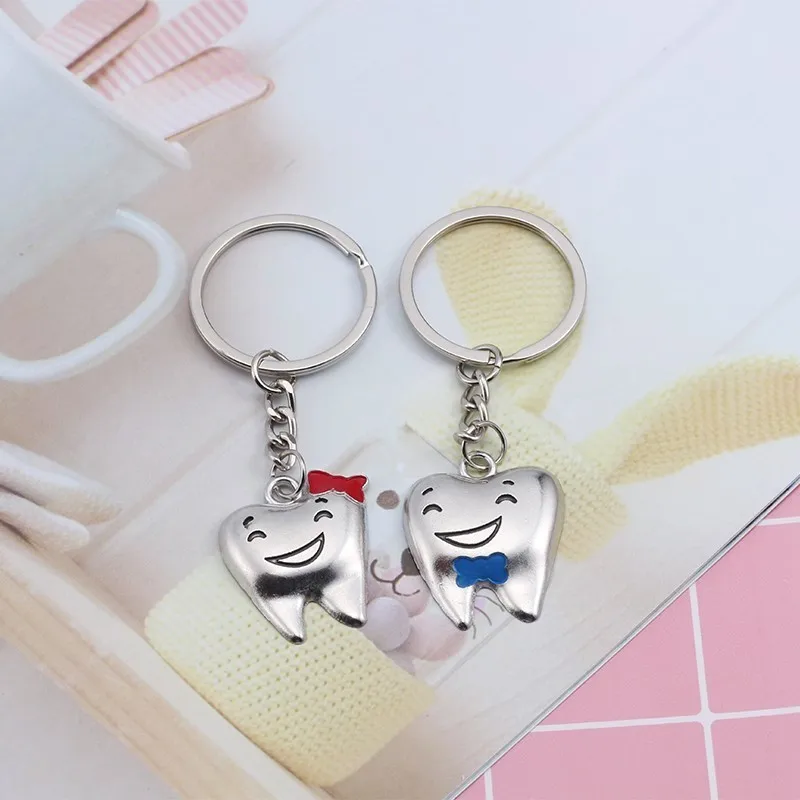 2-Pcs-Cartoon-Couple-Keychain-Cute-Bowknot-Teeth-Tooth-Key-Chain-Dentist-Decoration-Jewelry-For-Doctor (1)