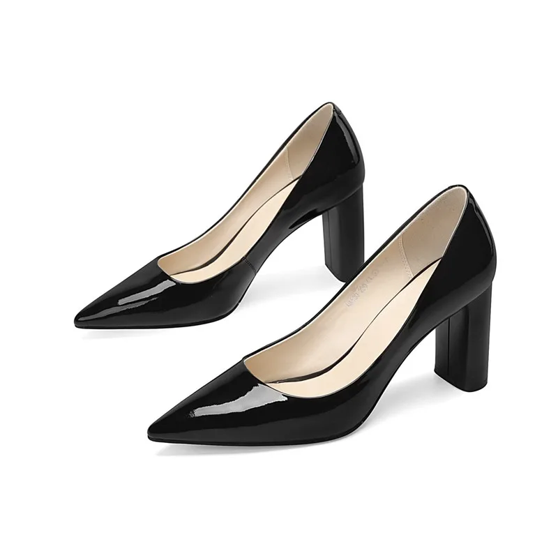 

2019 spring and autumn new pointed shallow mouth single thick with high heel women's shoes black ljj 0406