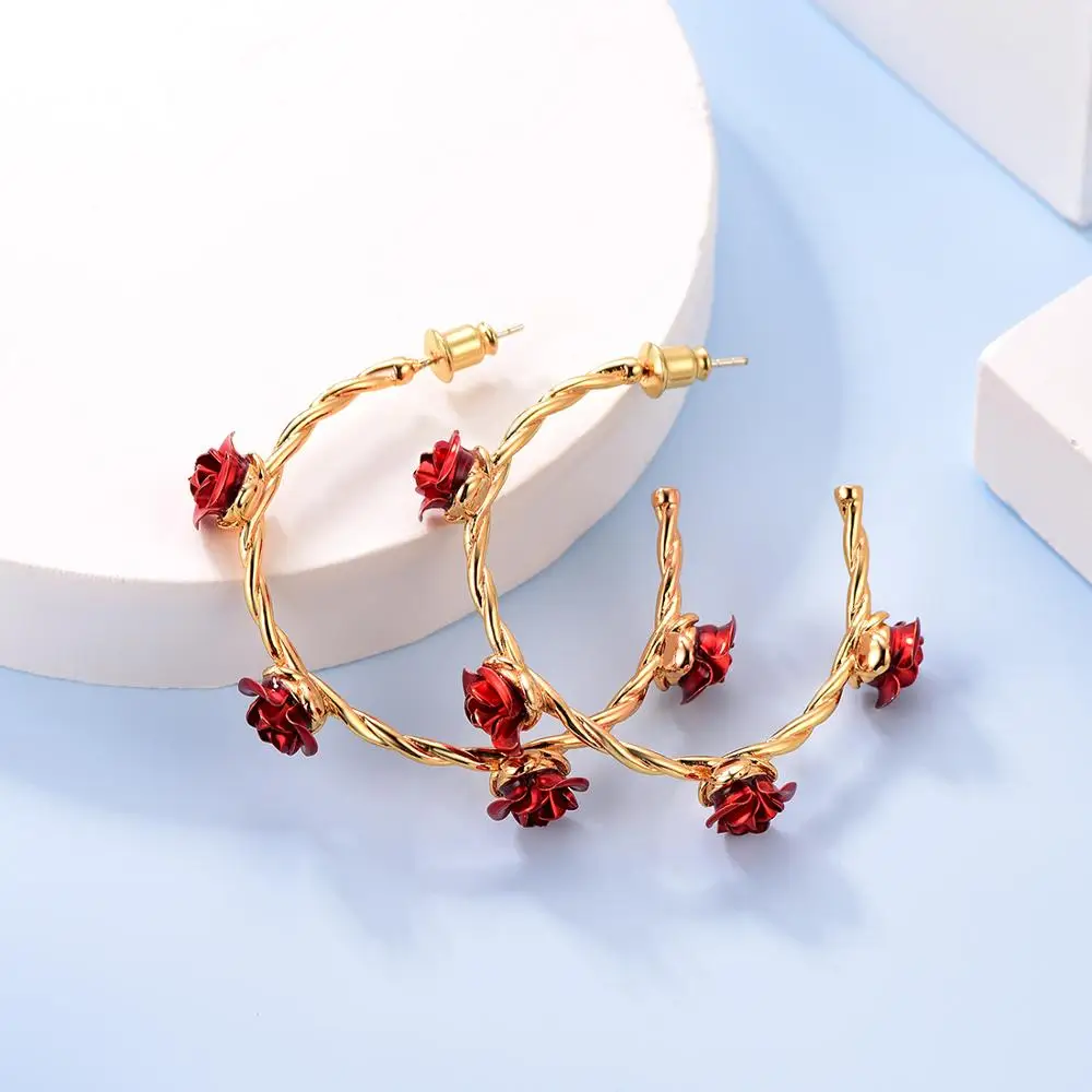 Amazon.com: 3PCS Rose Necklace Earring Ring Bracelet Set for Women Girls  Vintage Rose Flower Necklace Set Gold Rose Pendant Bracelet Flower Jewelry  Earring Set For Valentine's Day Mother's Day Gifts Wedding Gifts (