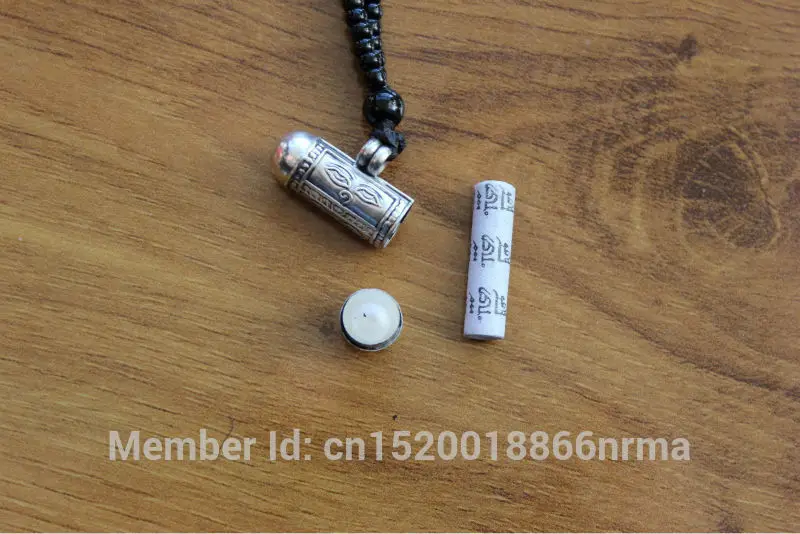 SL000 Nepalese Tibetan 925 sterling silver Prayer box Nepal lovely cylinder amulets OM & Buddha Eye GAU pendant
