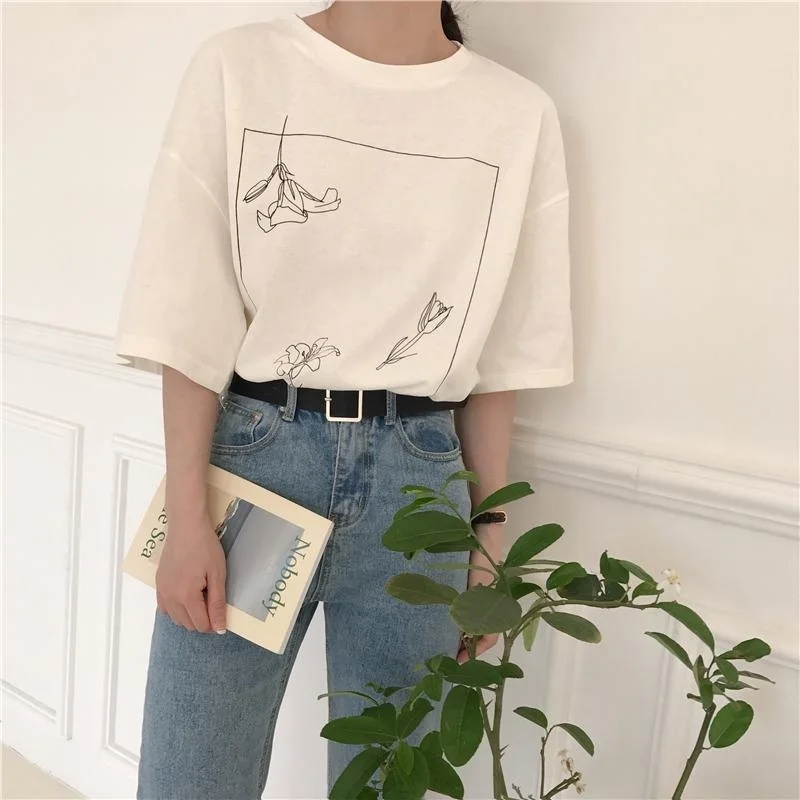 

PUDO-XSX Loose Flower Graphic Tee Summer Fashion Women Tshirt Tumblr Vintage Fashion Aesthetic Graphic Tee Harajuku Style Top