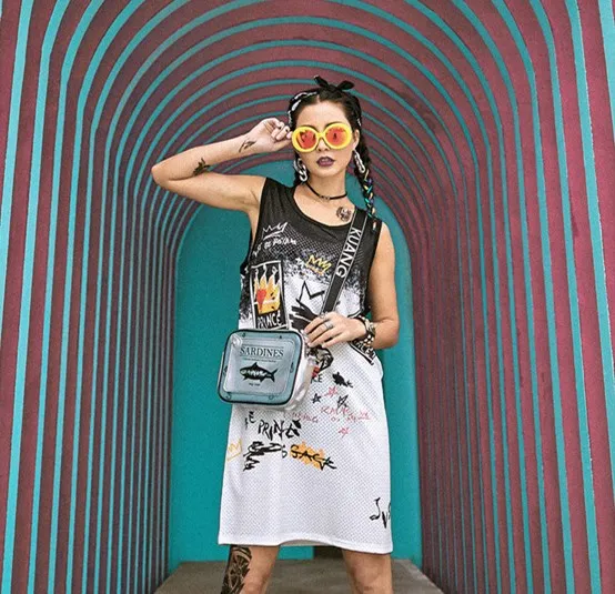 

Summer New Women Dresses Graffiti Printed Sleeveless Vintage Vest Dresses Hip Hop Style Long Tee Shirts Dress Streetwear