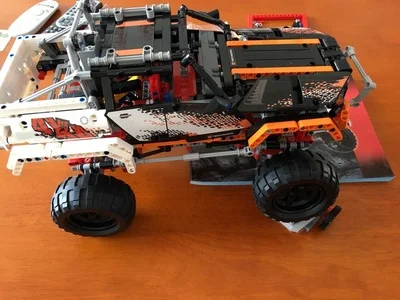 

Technic Series 1386Pcs 4X4 Crawler Vehicles 3D Model Compatible Lepins Building Kit Blocks Bricks Toys Gift for Children