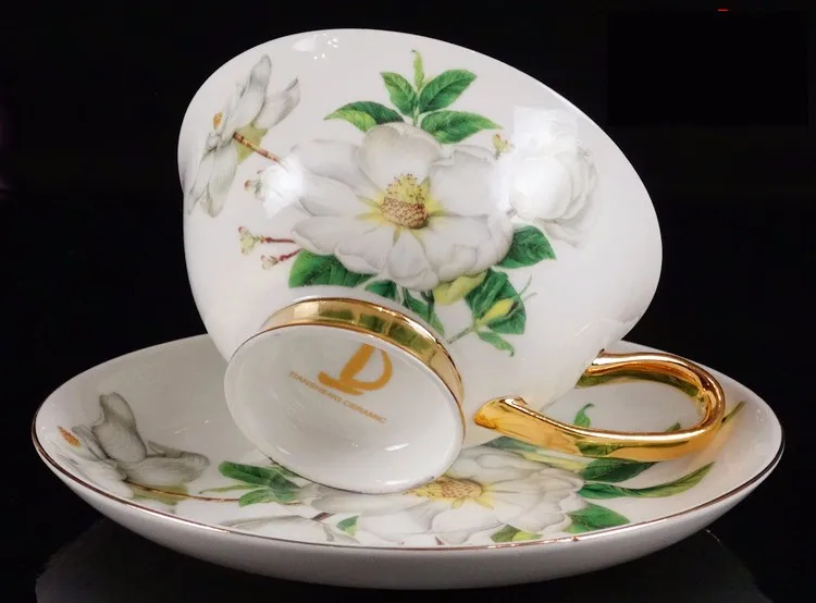 Камелия Европейский стиль позолоченный Demitasse чайная чашка коврик подставка Керамическая кофейная чашка и блюдце набор фарфоровая кружка костяной фарфор