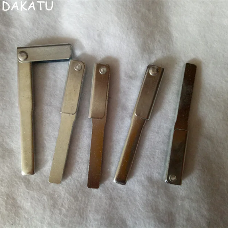 

DAKATU Insert Key Blade For Land Rover Evoque Discovery 4 Range Rover Emergency Smart spare key blade