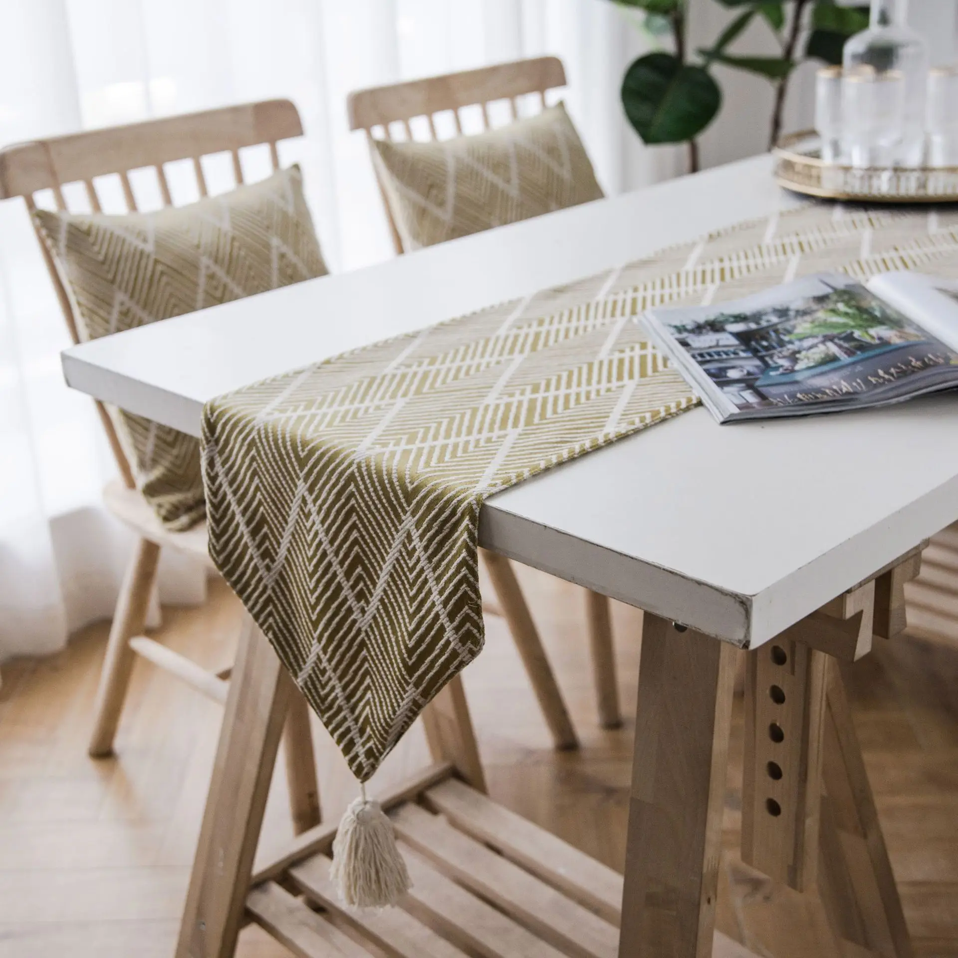 

Modern minimalist Nordic fashion jacquard geometric pattern polyester cotton rectangular dining table table flag