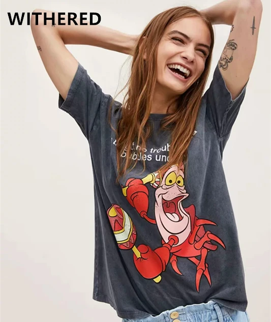 

Withered t-shirt women england street cartoon lobster and letter printing Fermented wash vintage cotton o-neck harajuku tshirt