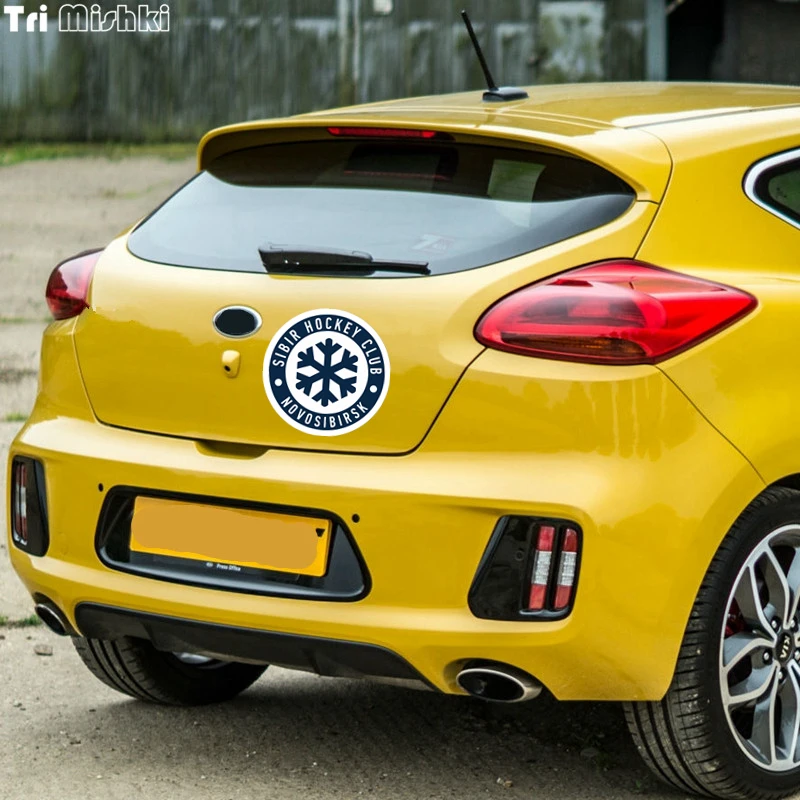 2016-KIA-Pro-Ceed-GT-Review-Rear-Angle-Close-carwitter__